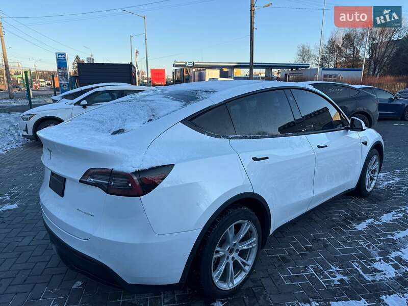 Позашляховик / Кросовер Tesla Model Y 2021 в Луцьку фото 4 Позашляховик / Кросовер Tesla Model Y 2021 в Луцьку