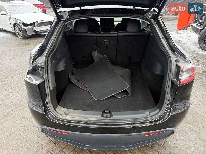Внедорожник / Кроссовер Tesla Model Y 2020 в Луцке фото 11 Внедорожник / Кроссовер Tesla Model Y 2020 в Луцке