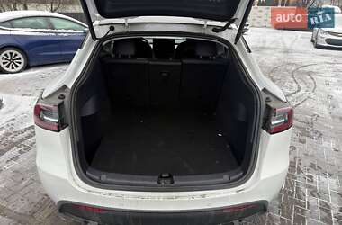 Внедорожник / Кроссовер Tesla Model Y 2020 в Луцке