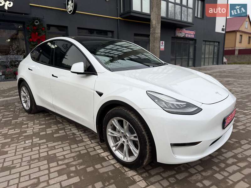 Внедорожник / Кроссовер Tesla Model Y 2021 в Тернополе