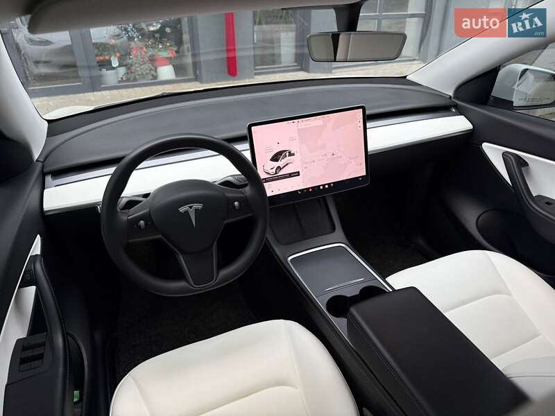 Внедорожник / Кроссовер Tesla Model Y 2021 в Тернополе