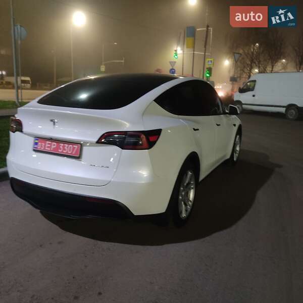 Внедорожник / Кроссовер Tesla Model Y 2021 в Тернополе