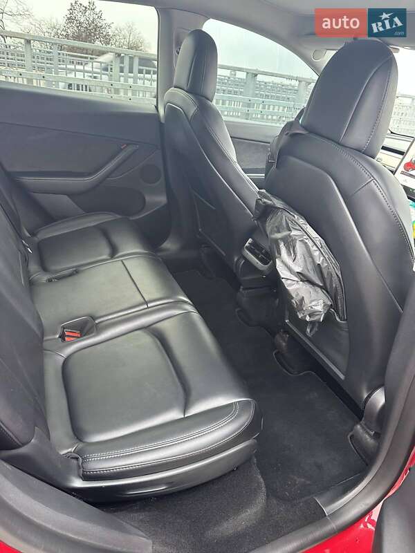 Внедорожник / Кроссовер Tesla Model Y 2021 в Запорожье