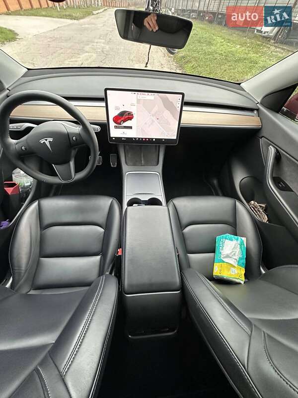 Позашляховик / Кросовер Tesla Model Y 2021 в Дніпрі