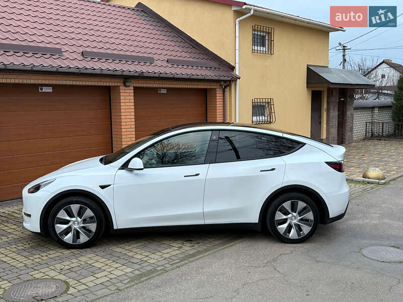 Внедорожник / Кроссовер Tesla Model Y 2022 в Одессе