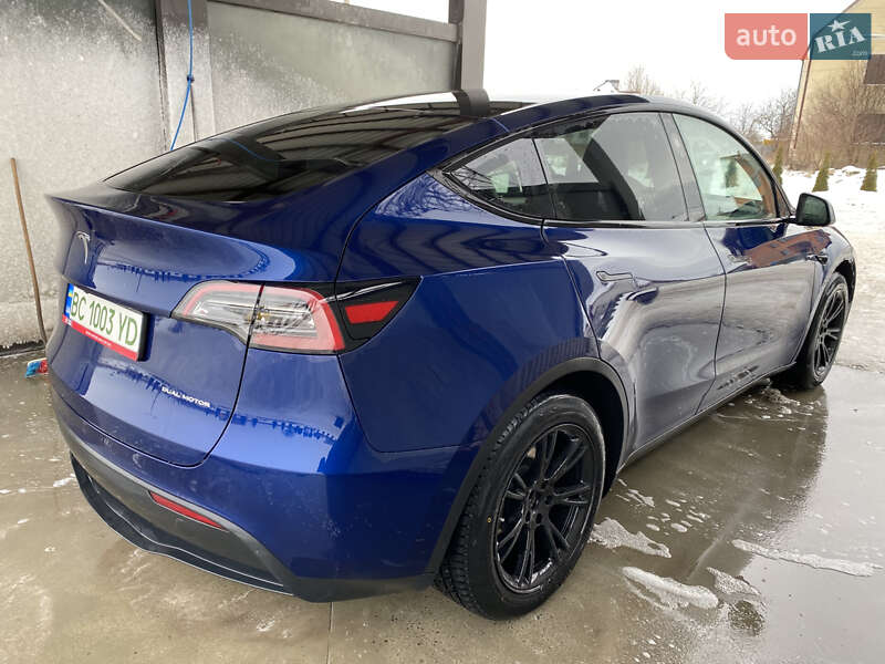 Внедорожник / Кроссовер Tesla Model Y 2024 в Львове