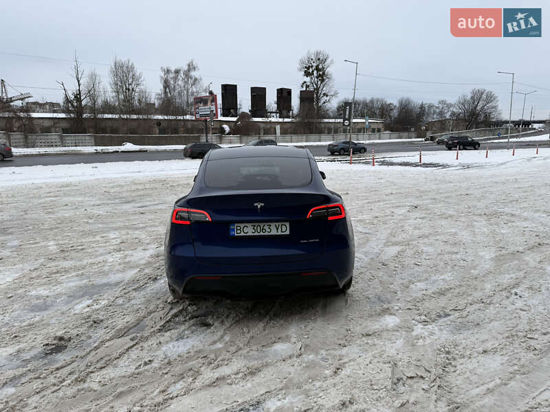Внедорожник / Кроссовер Tesla Model Y 2021 в Львове