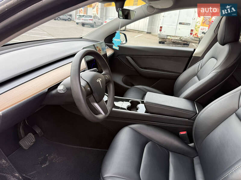 Внедорожник / Кроссовер Tesla Model Y 2021 в Львове