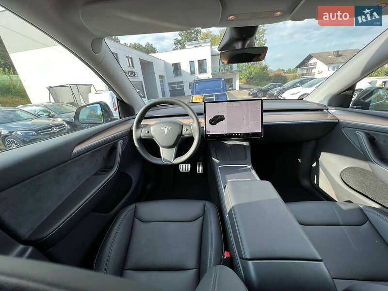 Позашляховик / Кросовер Tesla Model Y 2022 в Дніпрі