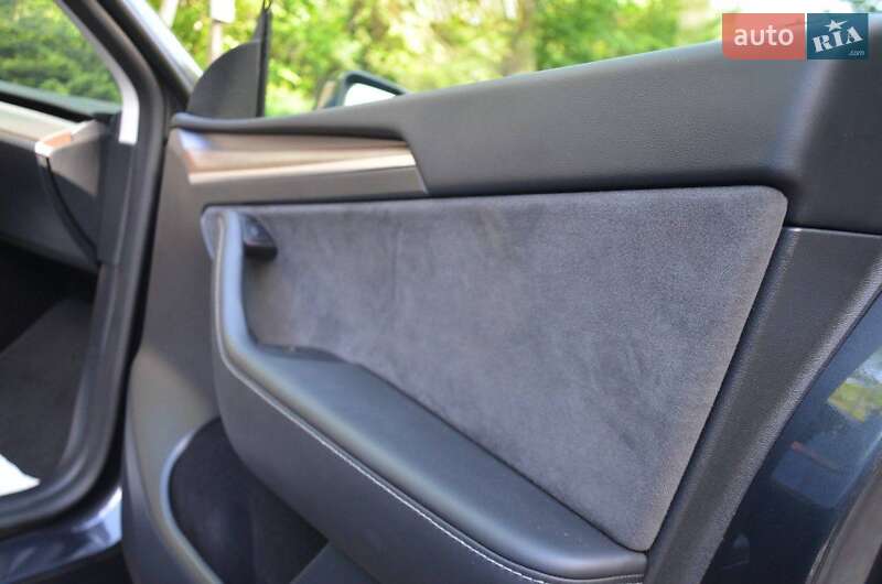 Внедорожник / Кроссовер Tesla Model Y 2024 в Дрогобыче фото 66 Внедорожник / Кроссовер Tesla Model Y 2024 в Дрогобыче