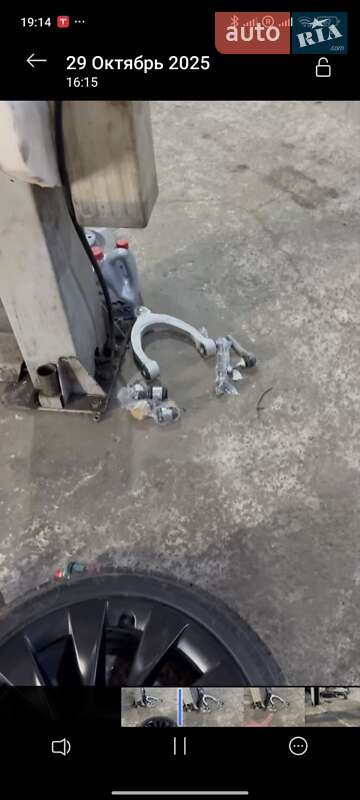 Внедорожник / Кроссовер Tesla Model Y 2023 в Киеве фото 44 Внедорожник / Кроссовер Tesla Model Y 2023 в Киеве