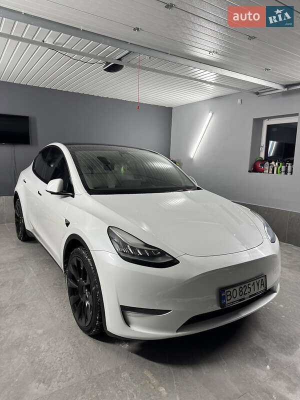 Внедорожник / Кроссовер Tesla Model Y 2021 в Тернополе