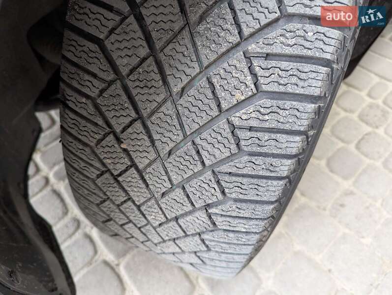 Внедорожник / Кроссовер Tesla Model Y 2022 в Харькове