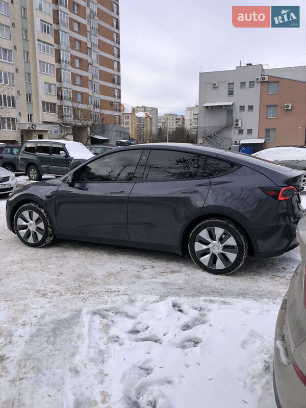 Позашляховик / Кросовер Tesla Model Y 2023 в Львові фото 10 Позашляховик / Кросовер Tesla Model Y 2023 в Львові