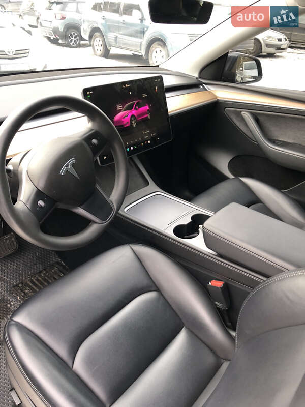 Позашляховик / Кросовер Tesla Model Y 2023 в Львові фото 12 Позашляховик / Кросовер Tesla Model Y 2023 в Львові