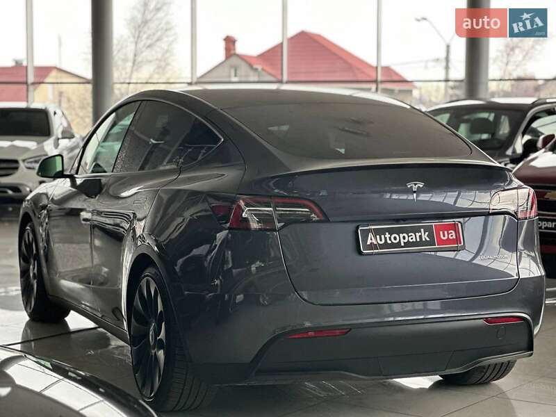Позашляховик / Кросовер Tesla Model Y 2023 в Одесі фото 22 Позашляховик / Кросовер Tesla Model Y 2023 в Одесі
