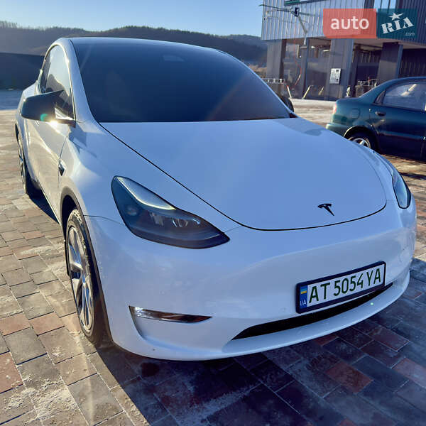 Позашляховик / Кросовер Tesla Model Y 2022 в Івано-Франківську