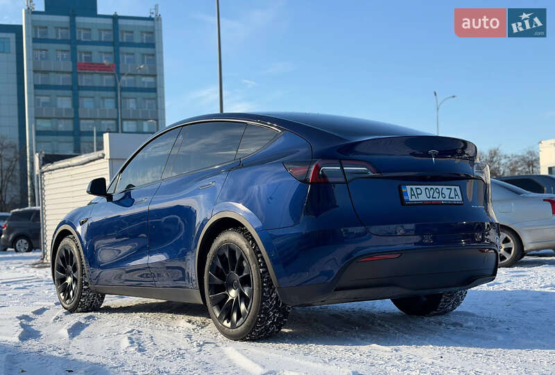 Внедорожник / Кроссовер Tesla Model Y 2022 в Киеве