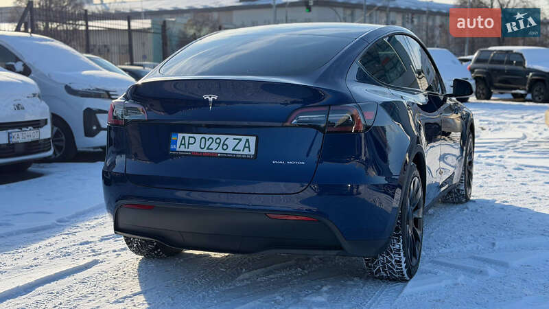 Внедорожник / Кроссовер Tesla Model Y 2022 в Киеве