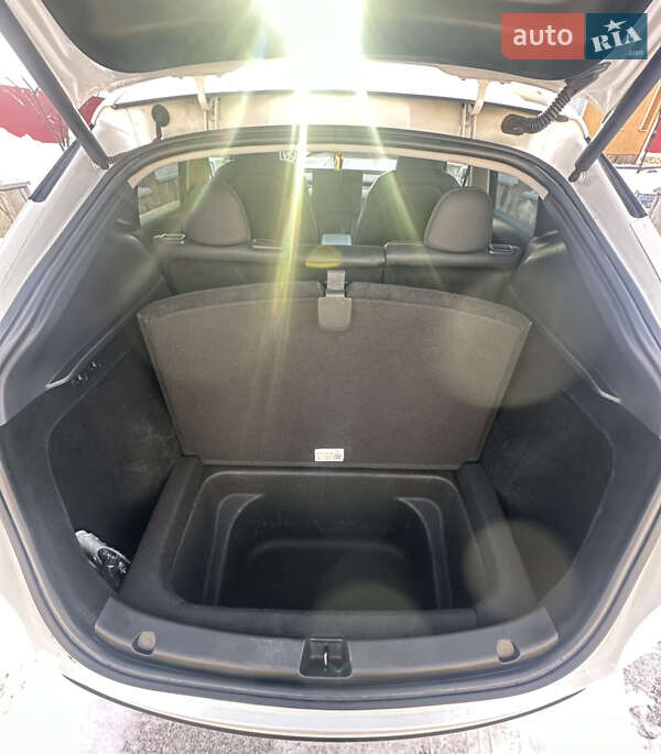 Внедорожник / Кроссовер Tesla Model Y 2023 в Тернополе