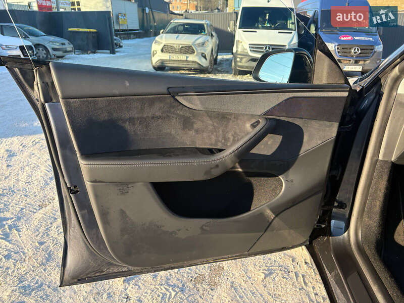 Внедорожник / Кроссовер Tesla Model Y 2025 в Ровно фото 27 Внедорожник / Кроссовер Tesla Model Y 2025 в Ровно