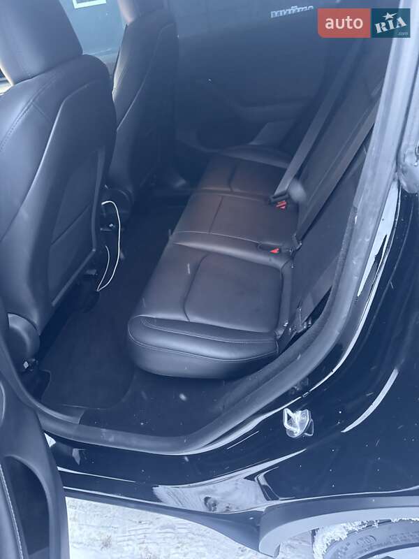 Позашляховик / Кросовер Tesla Model Y 2023 в Черкасах