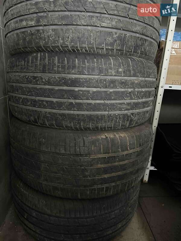 Внедорожник / Кроссовер Tesla Model Y 2024 в Киеве