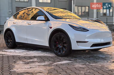 Внедорожник / Кроссовер Tesla Model Y 2021 в Ивано-Франковске