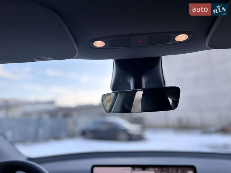 Внедорожник / Кроссовер Tesla Model Y 2021 в Ивано-Франковске