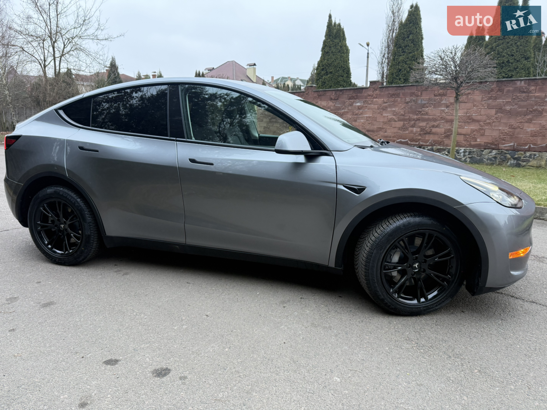 2025 Tesla Model Y - мініатюра 6