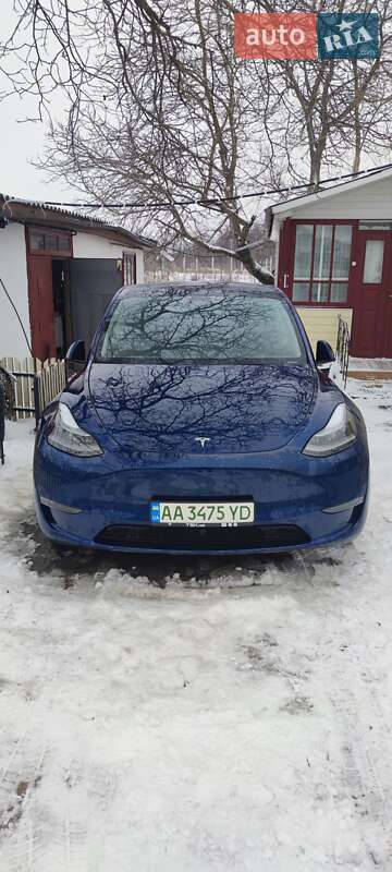 Внедорожник / Кроссовер Tesla Model Y 2024 в Киеве
