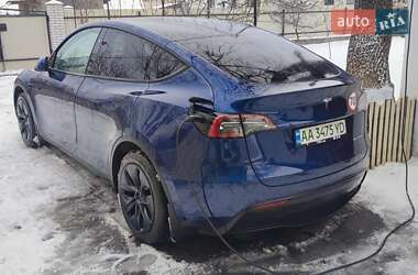 Позашляховик / Кросовер Tesla Model Y 2024 в Києві
