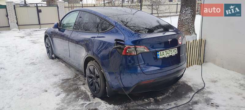 Внедорожник / Кроссовер Tesla Model Y 2024 в Киеве фото 5 Внедорожник / Кроссовер Tesla Model Y 2024 в Киеве