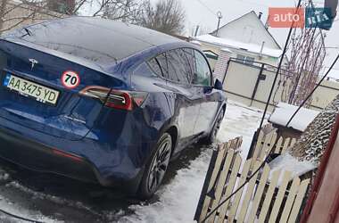 Внедорожник / Кроссовер Tesla Model Y 2024 в Киеве