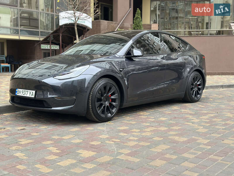Внедорожник / Кроссовер Tesla Model Y 2024 в Одессе