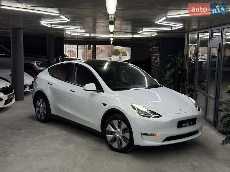 Внедорожник / Кроссовер Tesla Model Y 2023 в Одессе