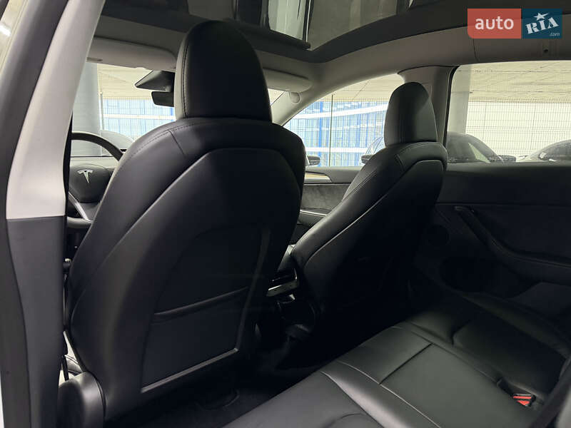 Внедорожник / Кроссовер Tesla Model Y 2023 в Одессе