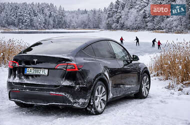Внедорожник / Кроссовер Tesla Model Y 2023 в Киеве