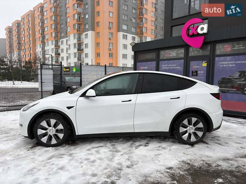 Внедорожник / Кроссовер Tesla Model Y 2021 в Виннице