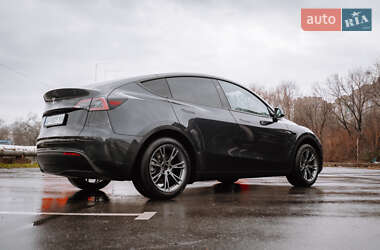 Внедорожник / Кроссовер Tesla Model Y 2024 в Запорожье