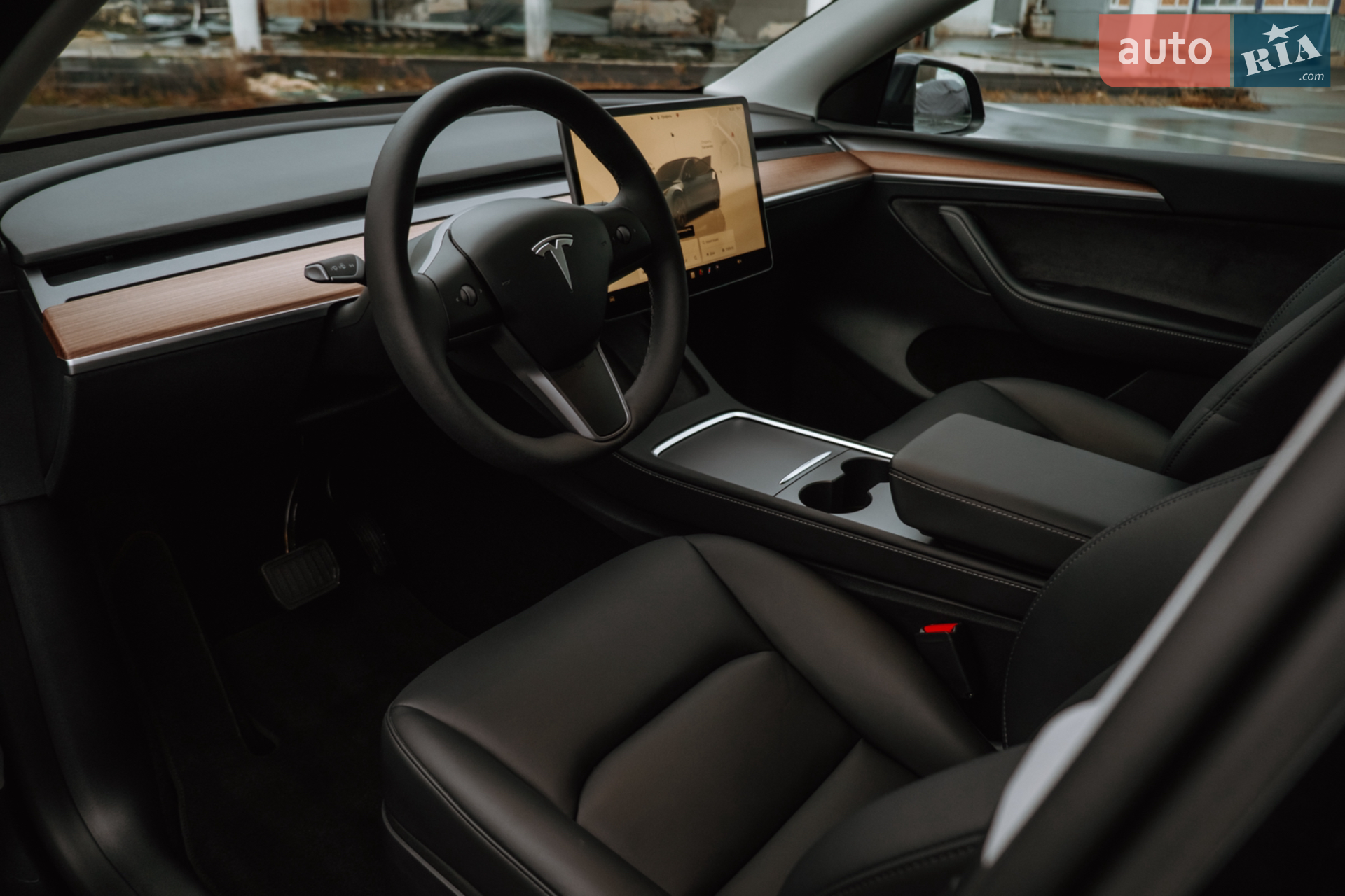 2024 Tesla Model Y - мініатюра 41