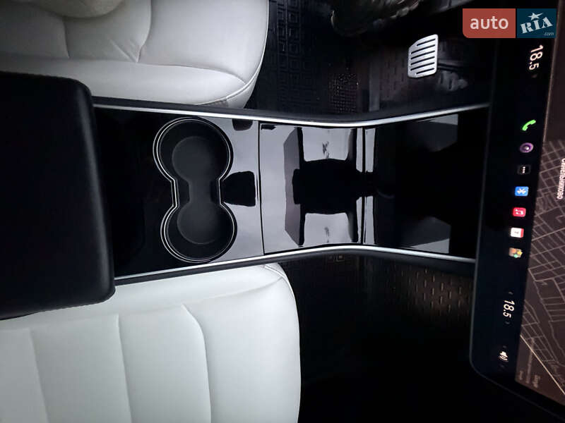 Внедорожник / Кроссовер Tesla Model Y 2020 в Синельниково