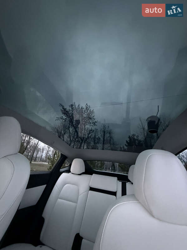 Внедорожник / Кроссовер Tesla Model Y 2020 в Синельниково