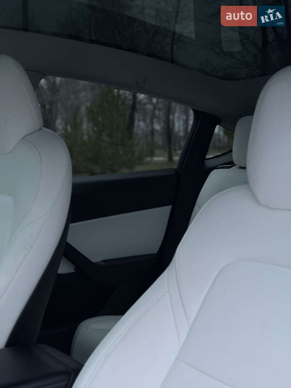 Внедорожник / Кроссовер Tesla Model Y 2020 в Синельниково