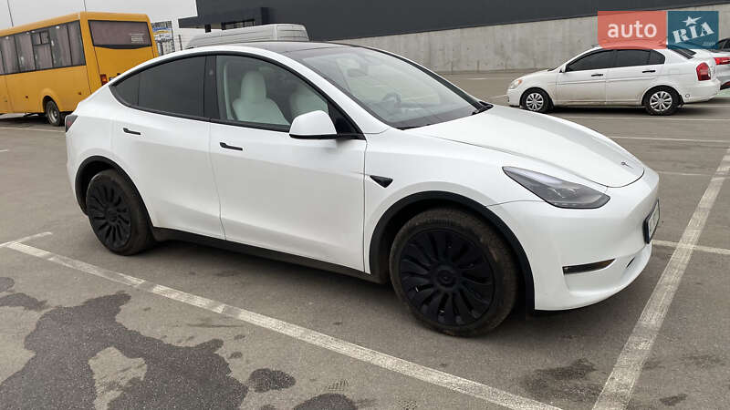 Позашляховик / Кросовер Tesla Model Y 2023 в Києві фото Позашляховик / Кросовер Tesla Model Y 2023 в Києві