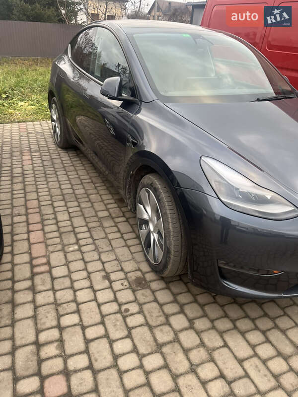 Внедорожник / Кроссовер Tesla Model Y 2022 в Львове