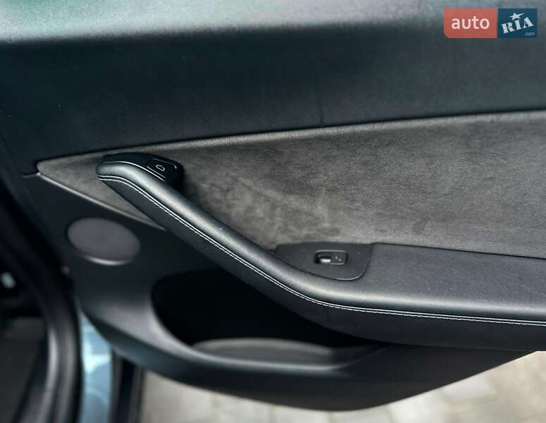 Внедорожник / Кроссовер Tesla Model Y 2022 в Каменском