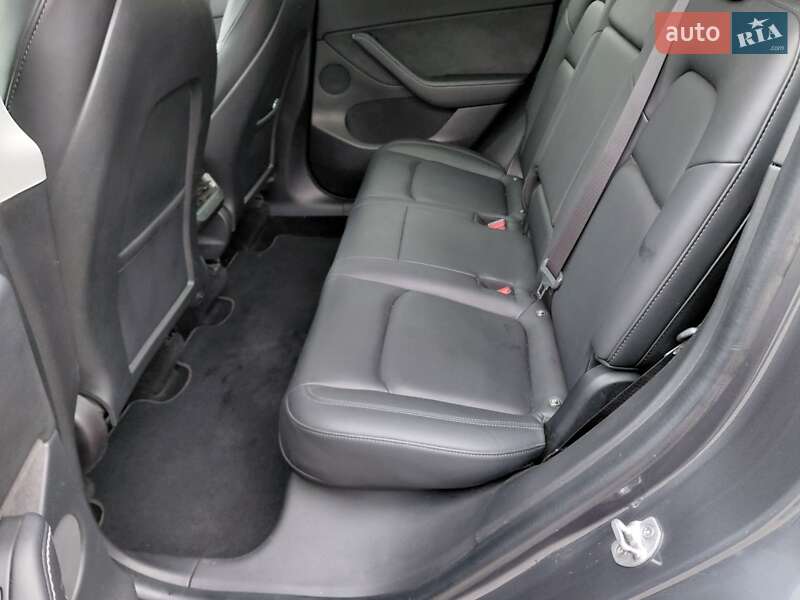 Внедорожник / Кроссовер Tesla Model Y 2021 в Одессе