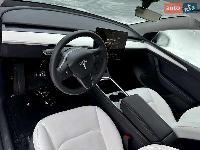 Внедорожник / Кроссовер Tesla Model Y 2023 в Ровно фото 12 Внедорожник / Кроссовер Tesla Model Y 2023 в Ровно