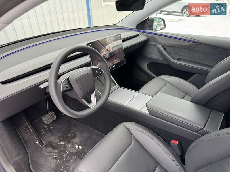 Внедорожник / Кроссовер Tesla Model Y 2025 в Виннице